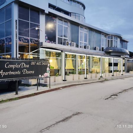 Apartments Devora 1 & Bar & Restaurant Warna Exterior foto