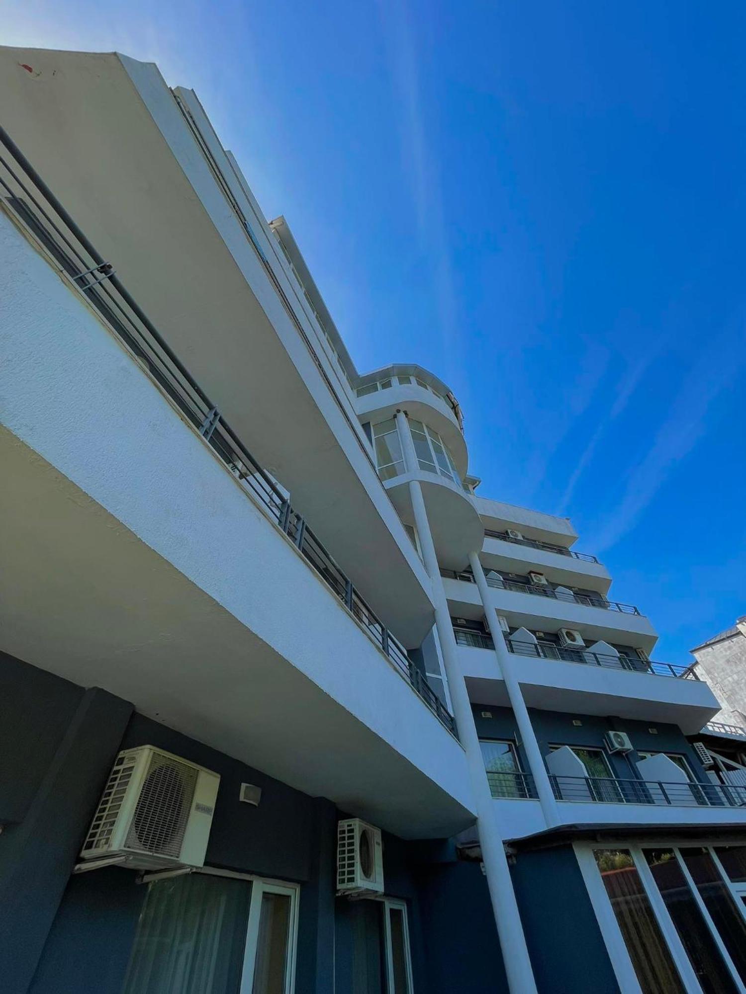Apartments Devora 1 & Bar & Restaurant Warna Exterior foto
